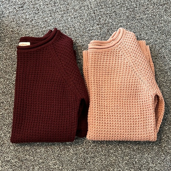 Sweater bundle - Picture 2 of 4